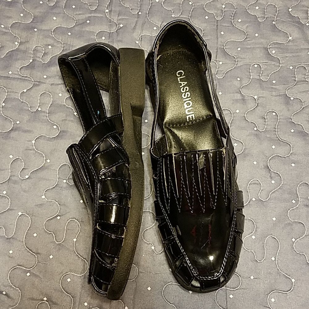 Classique black shoes size 7.5